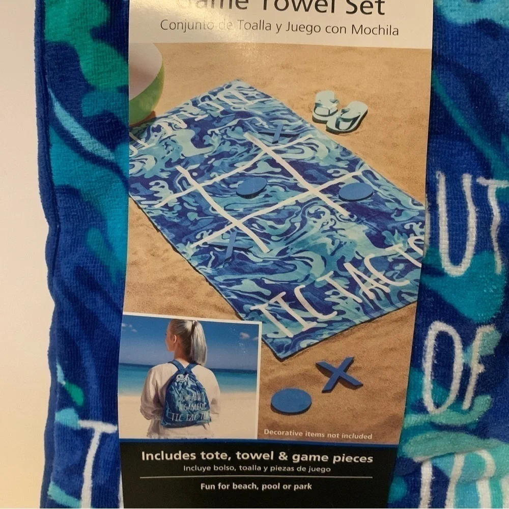 NWT. Mainstays Tic Tac Toe Backpack Game Towel Set